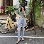 Ripped Pants High Waist Loose Boyfriend Dad Style. Comfortable and stylish, perfect for casual wear. A modern and fashio — photo 5