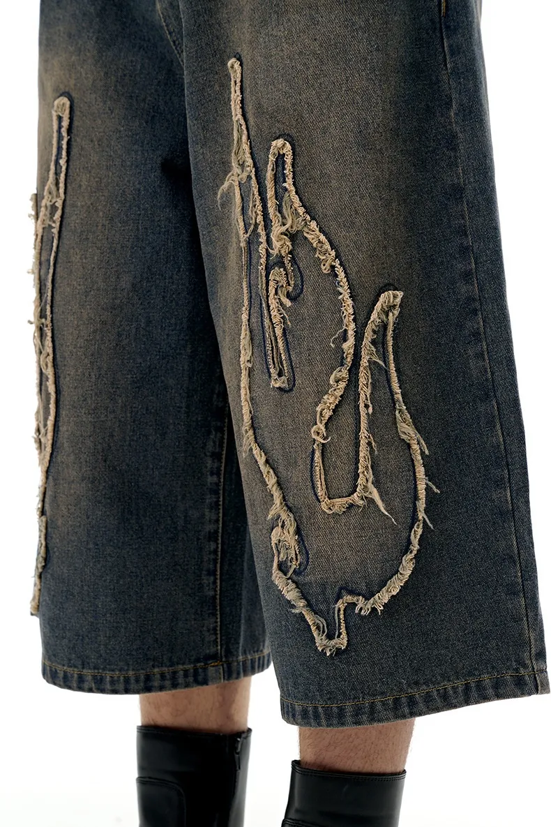Title 17, Mens Casual Cropped Patch Flame Embroidery Sho...