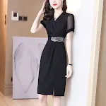 Vestido preto feminino slim fit, estilo western sofisticado, ideal para ocasiões especiais. Modelagem que valoriza e elegância garantida. — foto 1