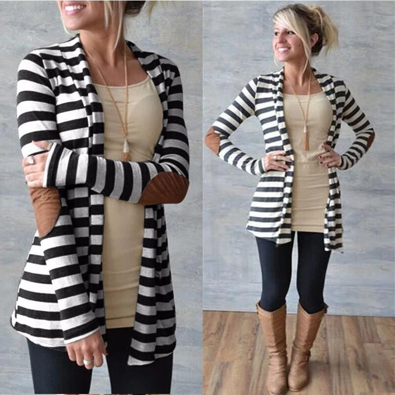 Camiseta listrada manga longa com patch no braço e casaco cardigan, 2 cores, perfeita para um visual moderno e confortável no dia a dia. — foto 6