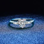1 Karat Moissanite