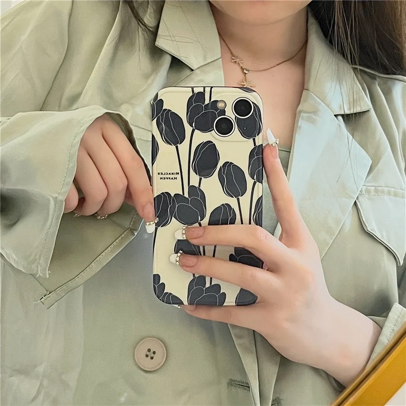 Title 6, Funda para teléfono Cold Wind Black Tulip de si...