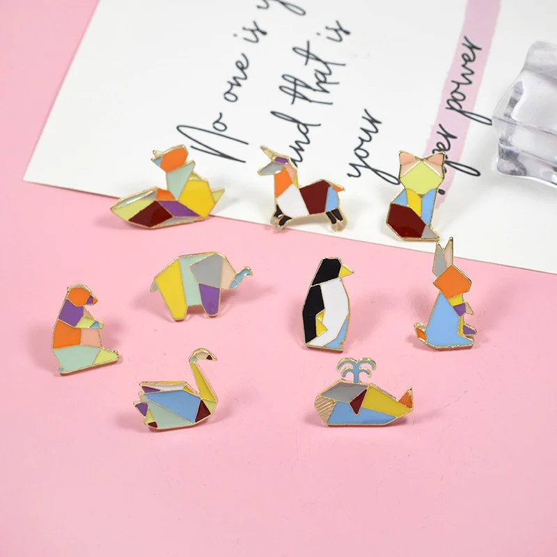 Broche de animais fofos com linhas geométricas coloridas, pinguim e coelho. Adicione um toque divertido e charmoso às suas roupas! — foto 13