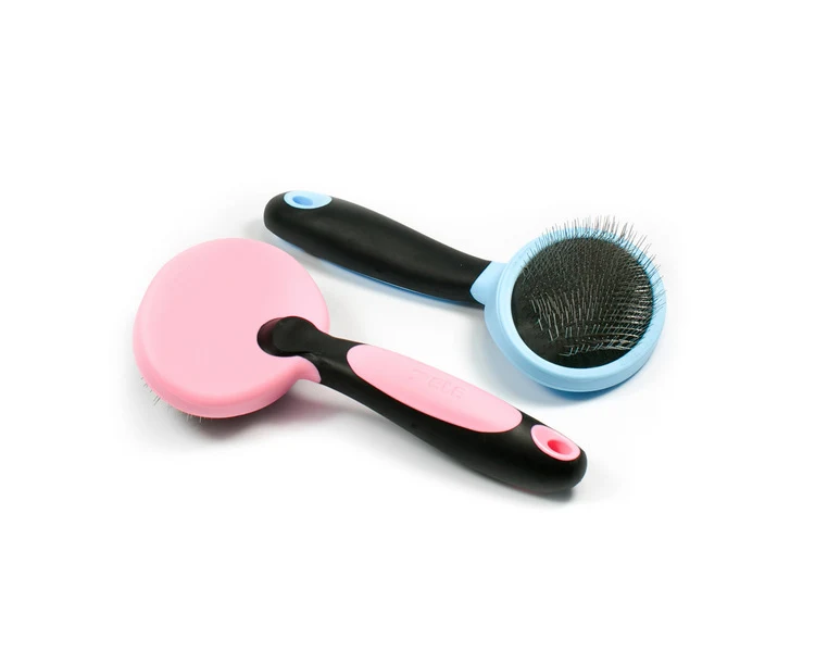 Title 3, Comprehensive pet grooming kit featuring comb, ...