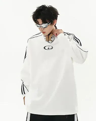 Men's Raglan Long Sleeve Round Neck Double Layer Loose Sweatshirt perfect for Spring and Autumn. Comfortable and stylish