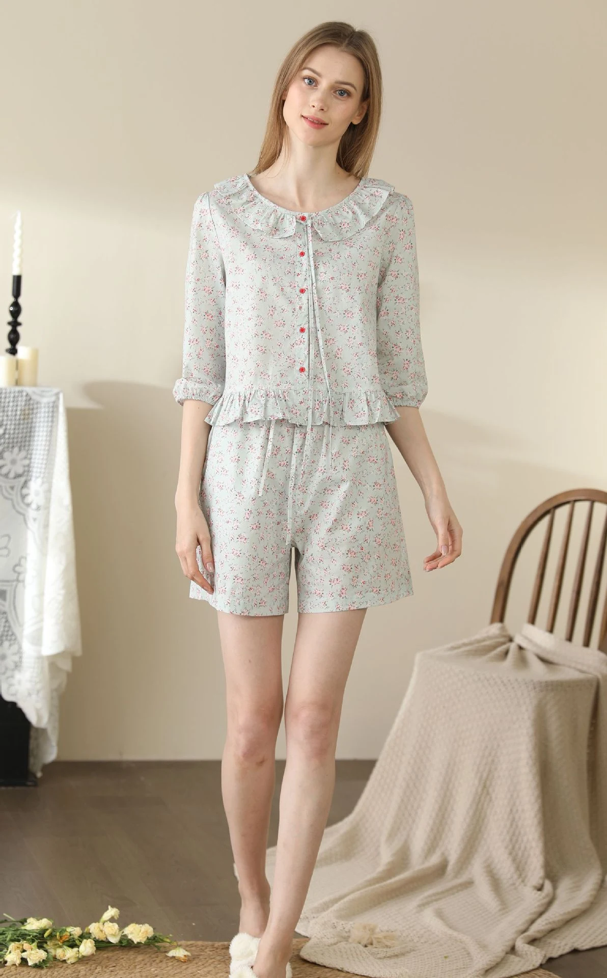 Title 2, Cute Fresh Small Floral Age-reducing Cardigan L...