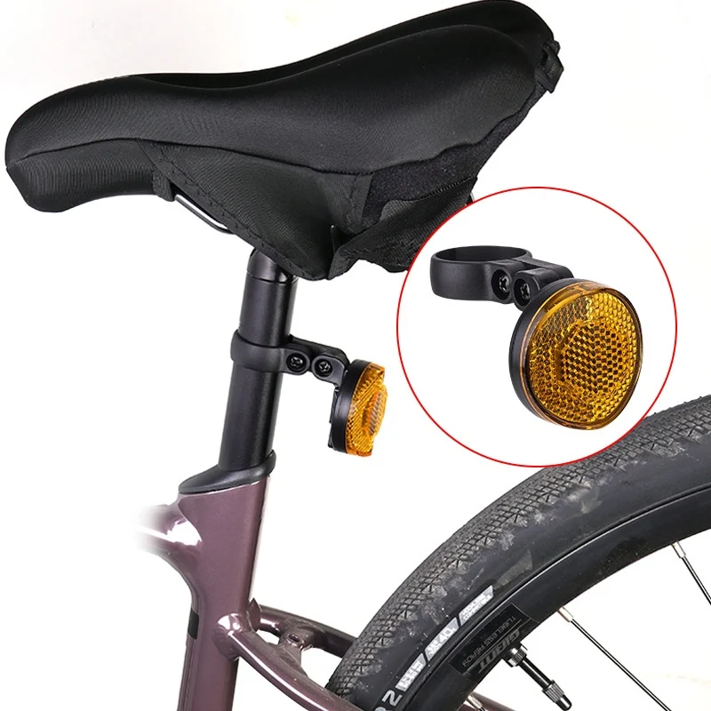 Suporte de luz traseira antirroubo para canote de selim de bicicleta com refletor. Maior segurança e visibilidade. — foto 4