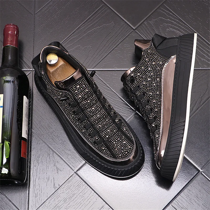 Versatile Board Shoes Men's Cotton Shoes Comfortable and stylish footwear for everyday wear, great for walking and casua — photo 1