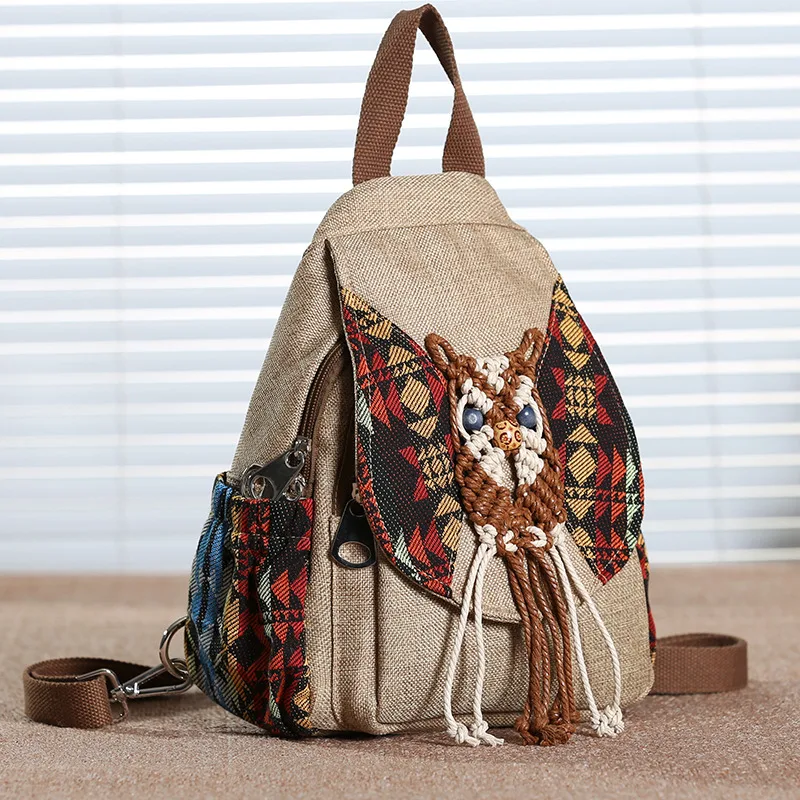Mochila feminina de lona com borlas, estilo novo. Perfeita para o dia a dia, confortável, espaçosa e com design charmoso. — foto 8