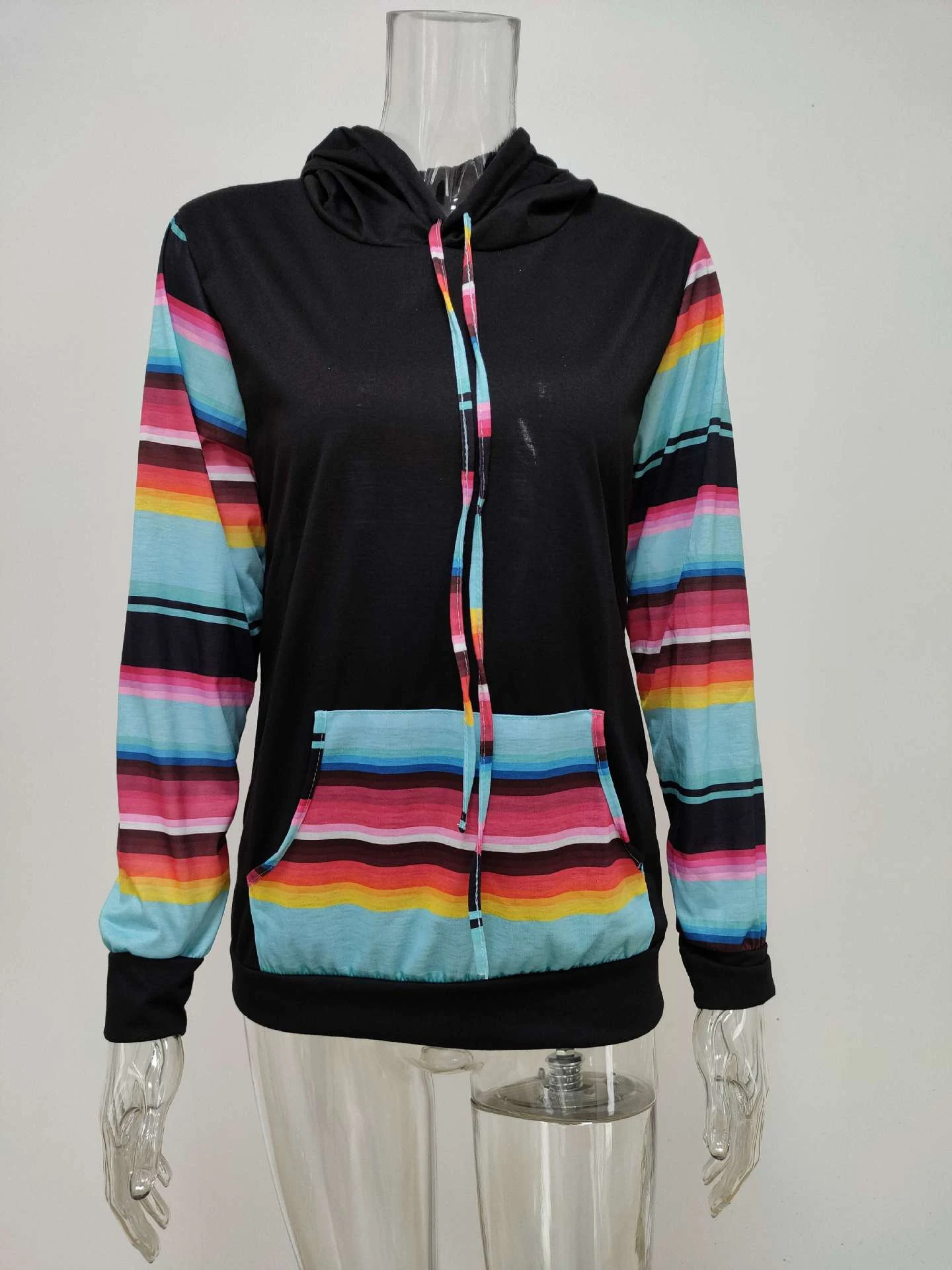 Title 3, Womens Printed Hooded Long Sleeve Casual Top