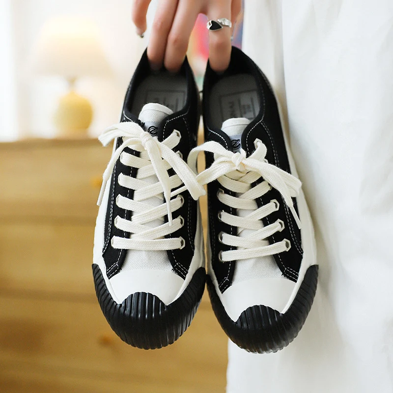 New Korean Version Of The Cookie Shoes Female. Stylish and comfortable women's footwear with a fresh design, perfect for — photo 3