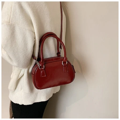 Title 16, French Portable Bowling Bag Special-interest De...