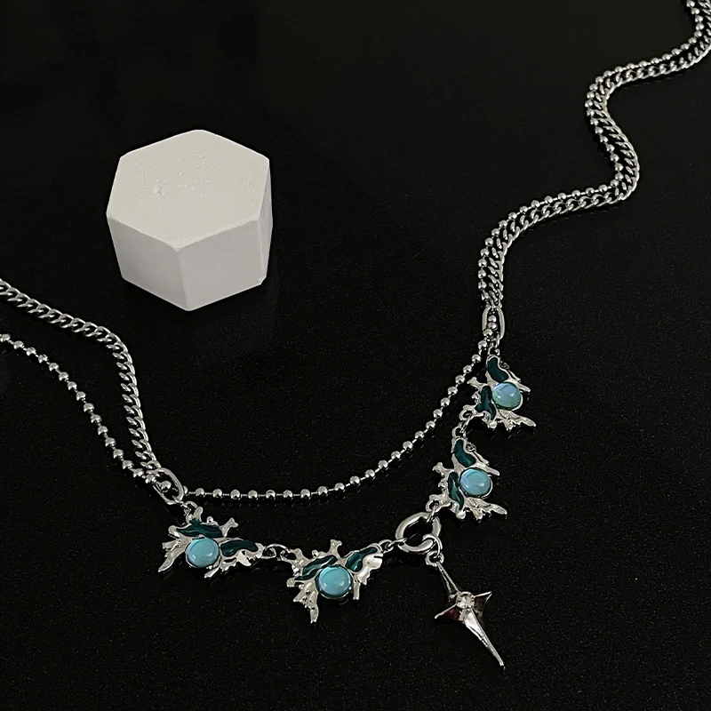 Colar feminino Cruz de Pedra da Lua Azul Asterismo, beleza e proteção, um acessório elegante para mulheres sofisticadas. — foto 13