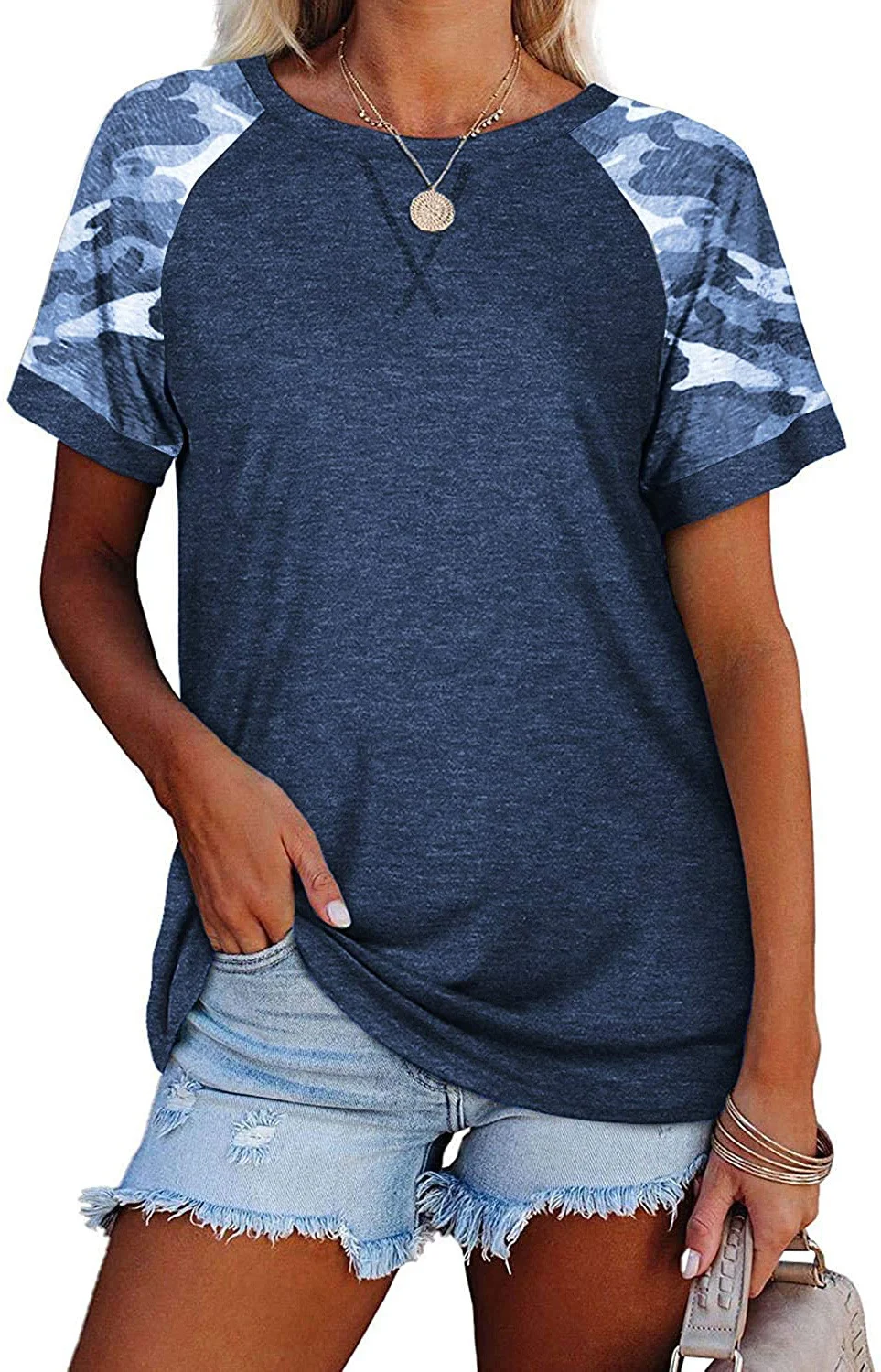 Title 13, Camiseta Feminina Estampa Camuflada Gola Redond...