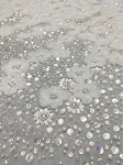 Vestido Moderno de Casamento em Malha Bordada Tridimensional com Apliques de Pedraria, Elegância e Sofisticação. — foto 1
