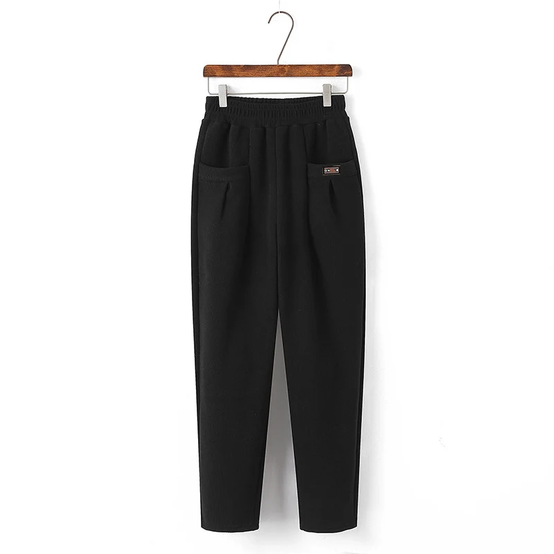 Stretch slimming women's trousers for a comfortable and streamlined silhouette. Enjoy a perfect fit that effortlessly en — photo 6