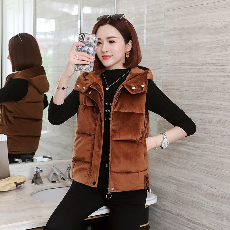 Slim-fit Winter Gold Velvet Cotton-padded Jacket Short Vest Warm Coat For Women, a stylish and warm choice for cold weat — photo 12
