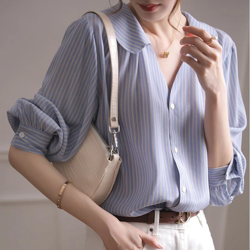 Title 3, Blue Striped Shirt Small Number Sleeve Loose