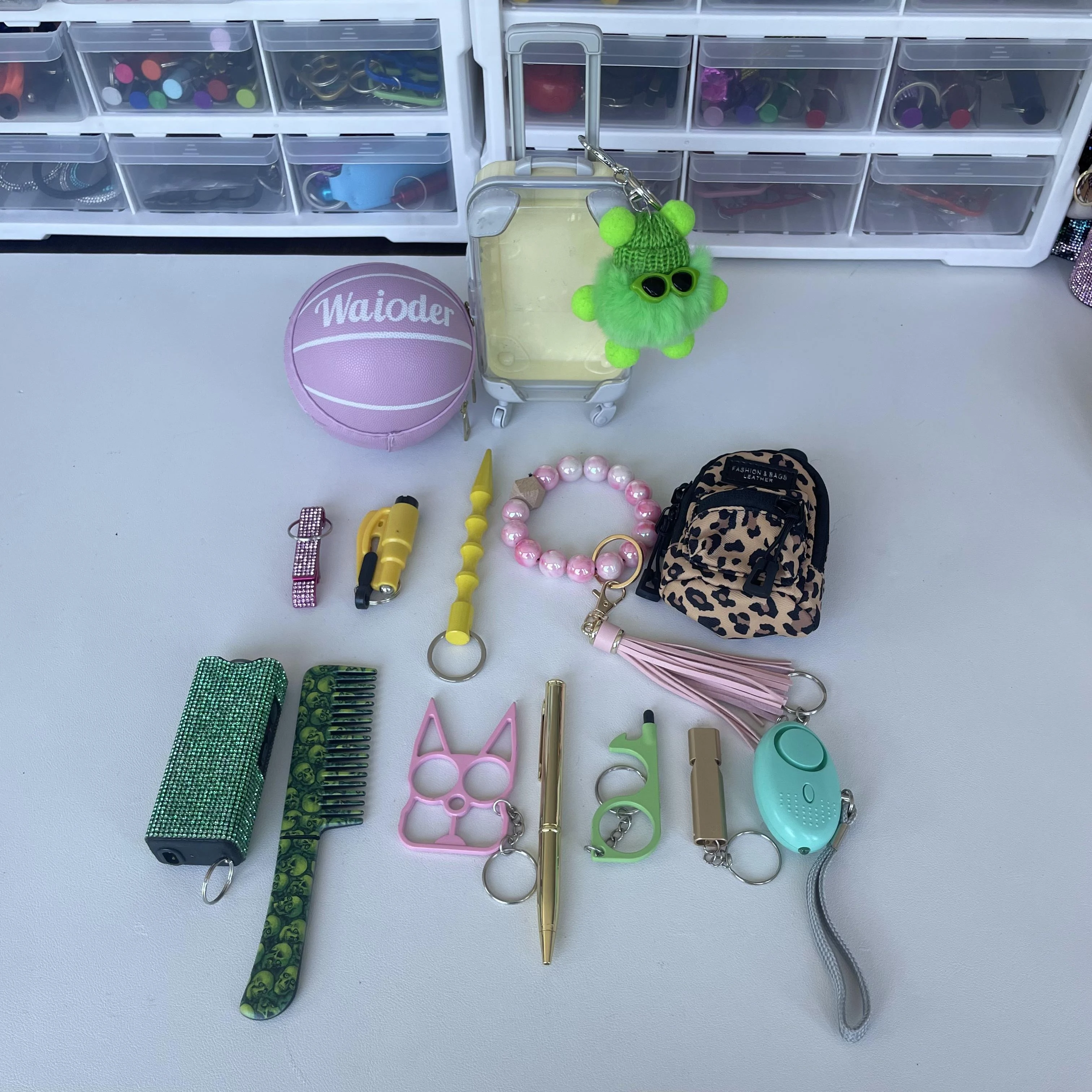 Title 7, Lucky Scoop Experience effortless cleanup with ...