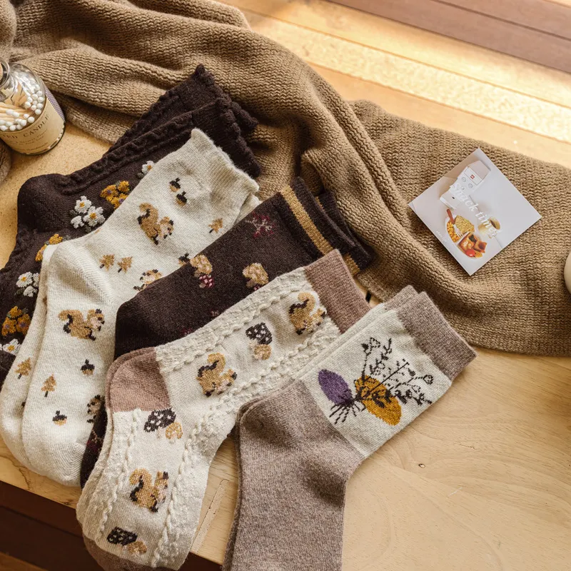 Title 22, Sen Series Wool Socks New Style Thickened Retro...