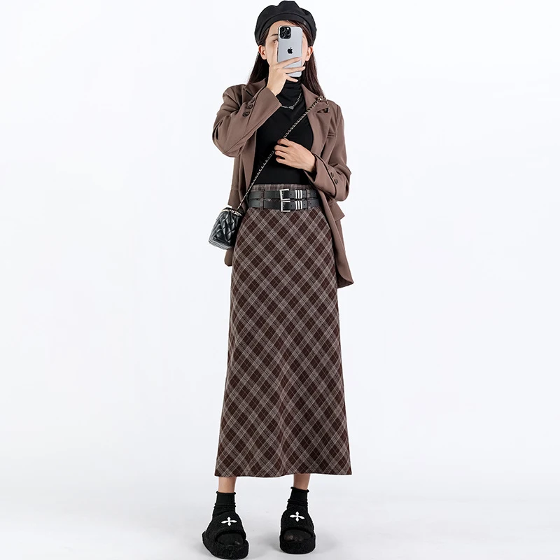 College Style High Waist Plaid Split A-Line Skirt. Achieve a classic look with this comfortable and stylish skirt. — photo 4