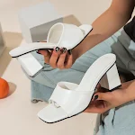 Flip-heel ladies sandals offer versatile style and all-day comfort. Switch effortlessly between casual and elegant looks — photo 2