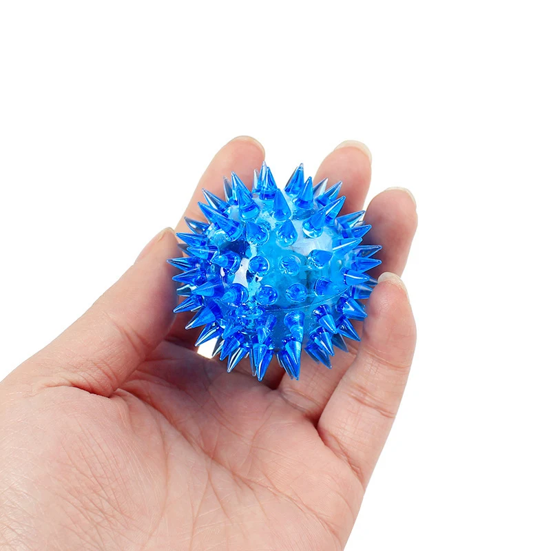 Pet Sound Flashing Thorn Ball — Interactive fun and stimulation for your dog or cat. Great toy to keep pets entertained. — photo 3