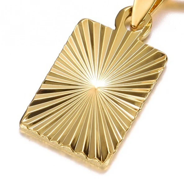 Colar com pingente de flor quadrada de aço inoxidável, elegante e durável, ideal para uso diário ou para presentear alguém especial. — foto 3