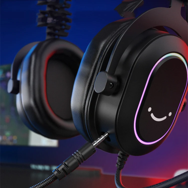 Title 6, Wired Gaming Headset With Mic Experience immers...
