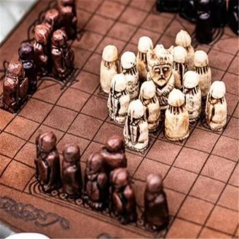 Enfeite de decoração para casa, Mesa do Rei de Xadrez Viking, artesanato em resina, ideal para interiores, adiciona um toque único e especial. — foto 8