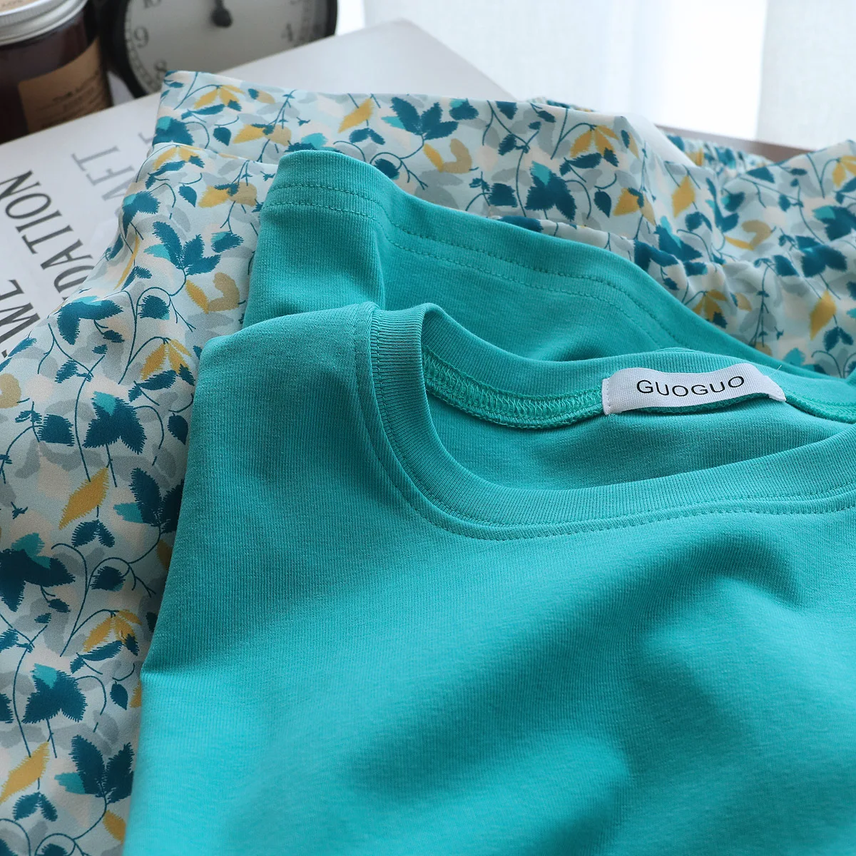 Bloemenprint chiffon rok, middellange lengte, Koreaanse stijl, A-lijn. Een stijlvolle en comfortabele rok voor elke dag. — foto 4