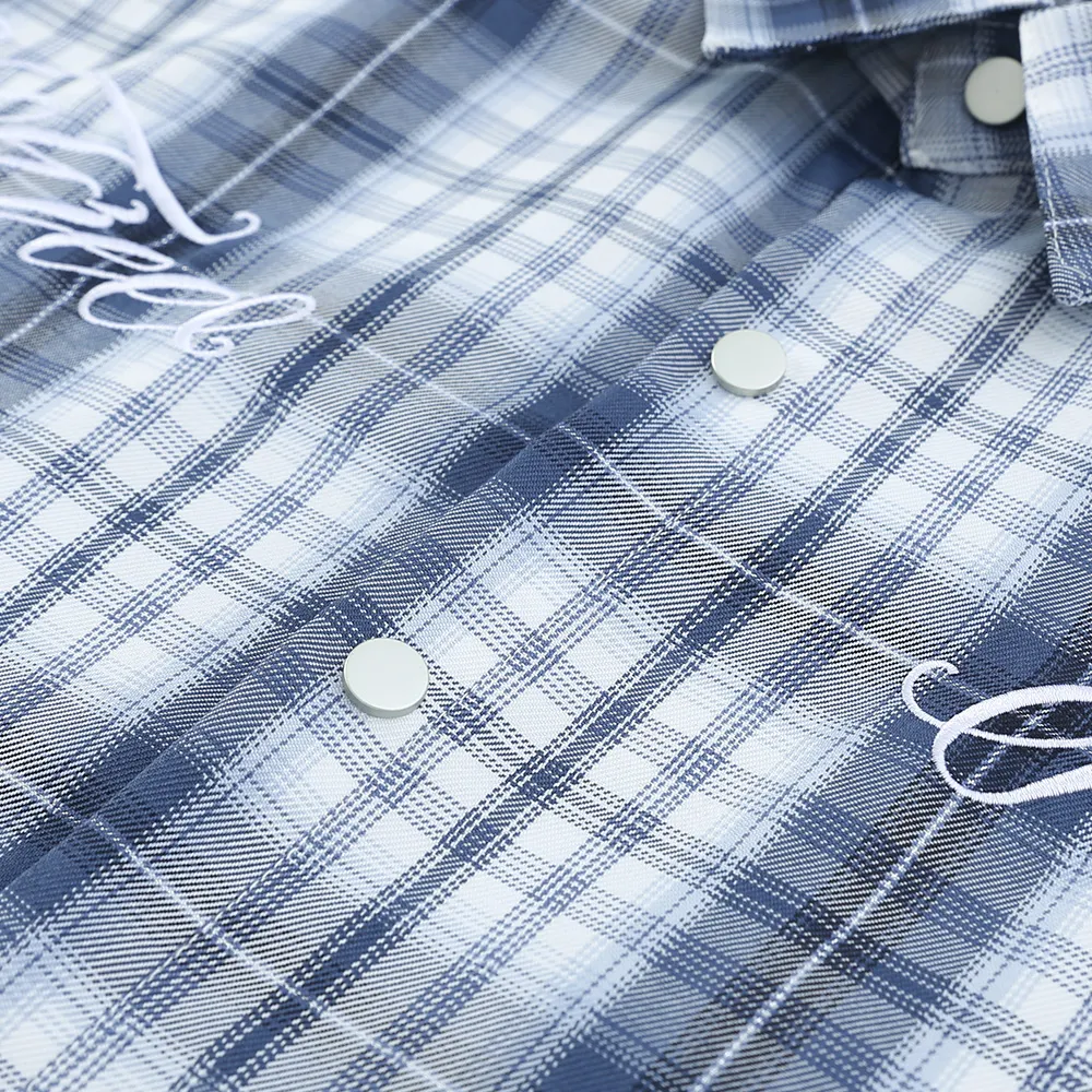 Men's Plaid Short-sleeved Shirt, a comfortable and stylish choice for casual wear in warm weather. Perfect for everyday — photo 10