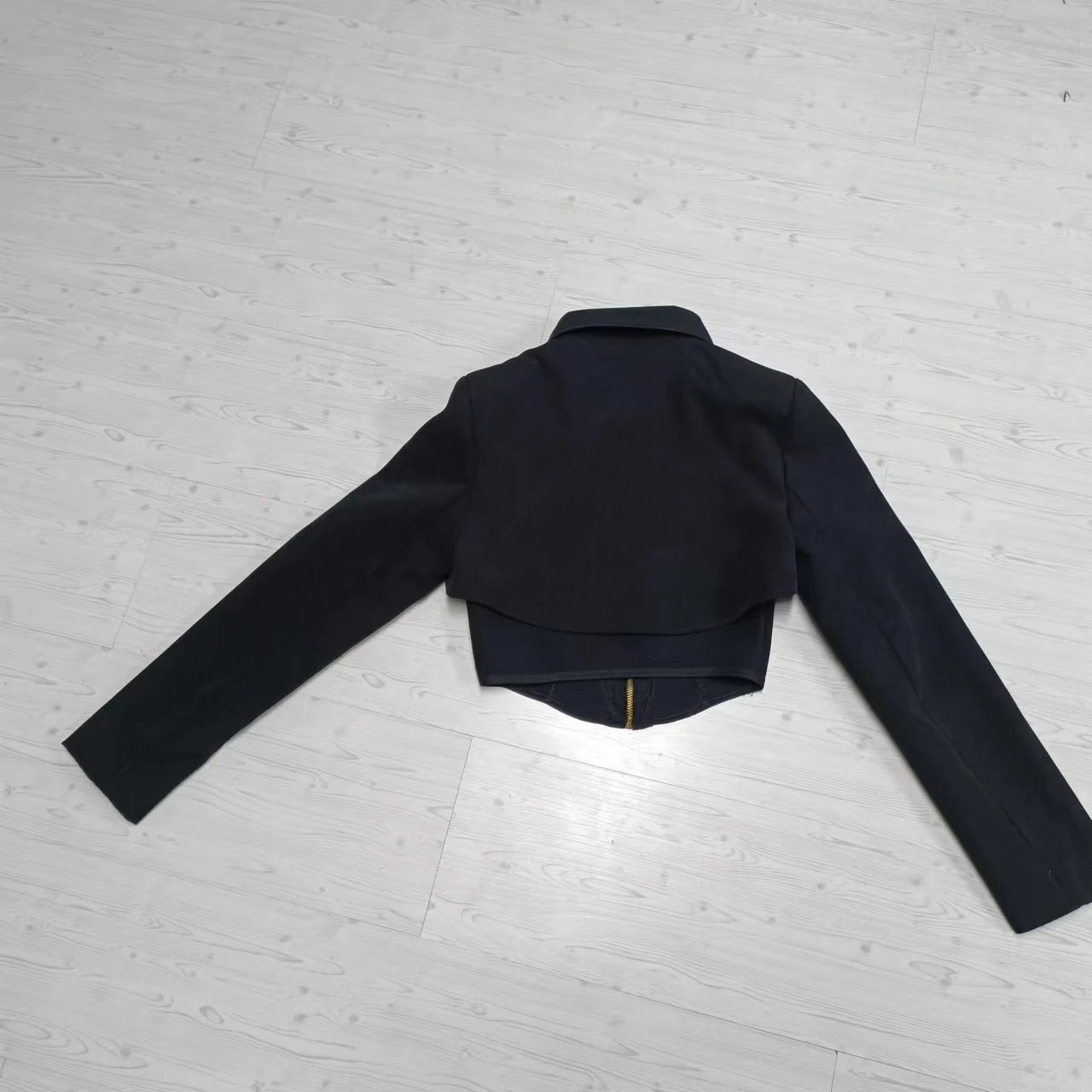 product image - 4