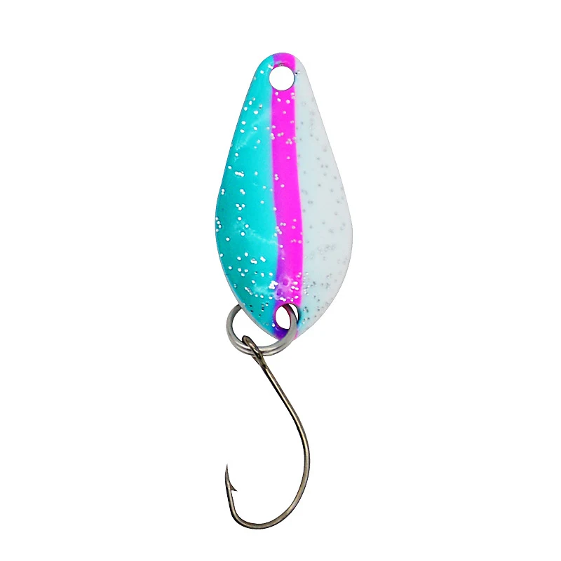 Title 3, Isca de pesca com lantejoulas coloridas e anzol...