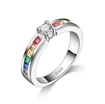 Anel colorido de aço titânio com zircônia, um adorno de moda arco-íris. Adicione um toque vibrante e elegante ao seu visual diário. — foto 1
