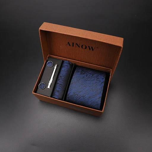 Title 4, Mens business tie Professional elegance for wo...
