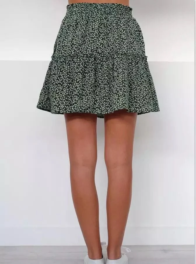 Women's high waist ruffle floral skirt, stylish and comfortable. Perfect for casual or more sophisticated looks. Ideal f — photo 2