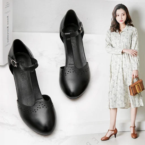 Title 6, Ladies retro leather cutout sandals
