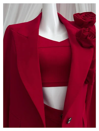 Title 14, Red Lapel Loose Long Sleeve Straight Suit Coat ...