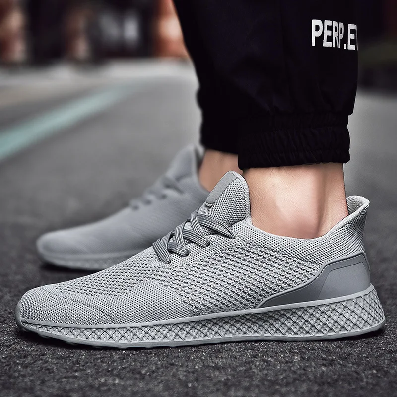 Title 5, Atmungsaktive Mesh-Herren-Sneaker für optimalen...