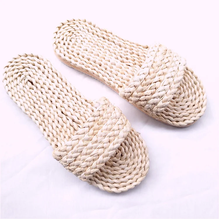 Title 5, Slip-on corn fur shoes
