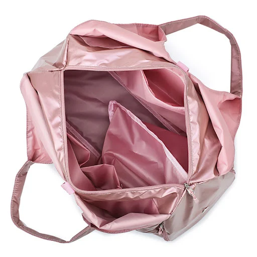Title 7, Solid color large capacity wear resistant trave...