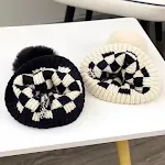 Tabuleiro de xadrez com grade, lã e pompom de pelo infantil. Estimula a criatividade e o raciocínio lógico em crianças, diversão garantida. — foto 10