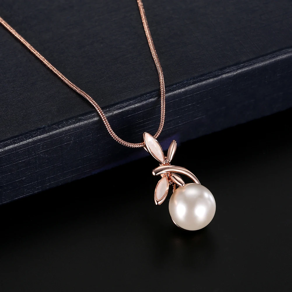 Set di gioielli per sposa con collana e orecchini di perle, perfetto per matrimoni, feste nuziali e occasioni speciali. — foto 4