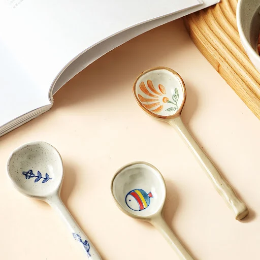Title 11, Hand-painted ceramic rice spoon, creative rusti...