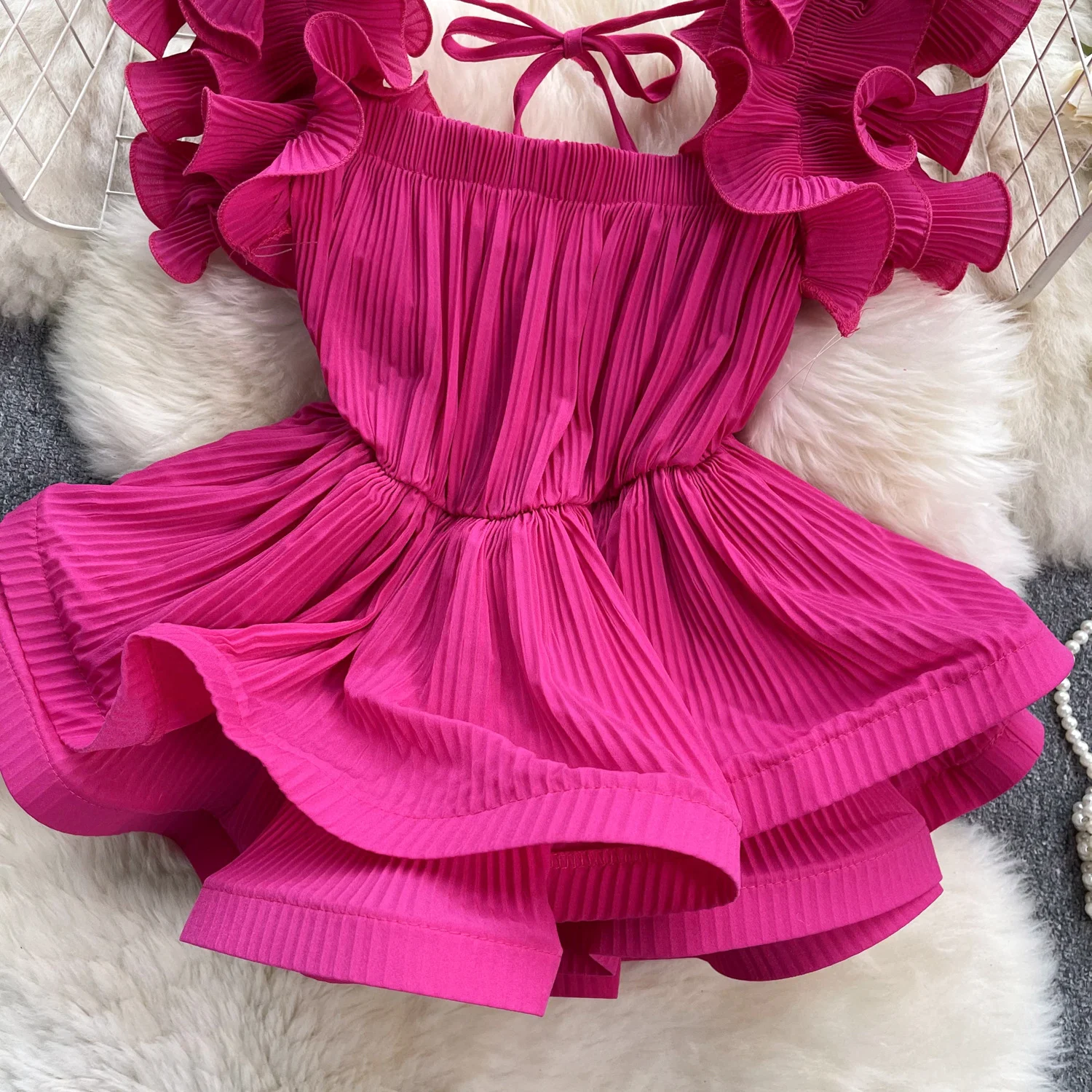 Title 3, Design Ruffled Pleat And Waisted Lace-up Shirt