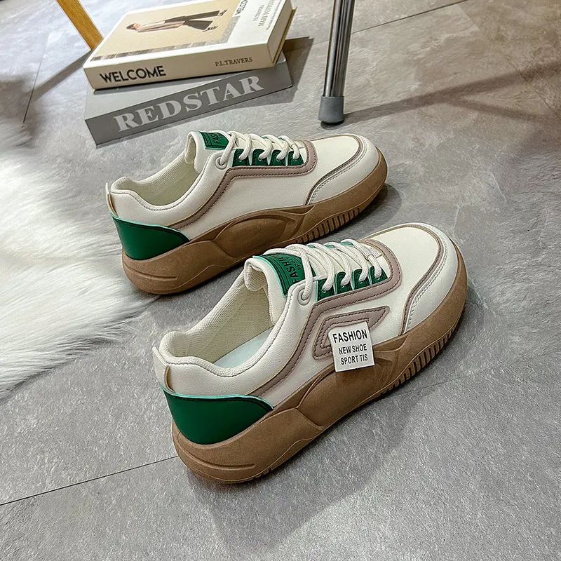 Sapatos Board Femininos Versáteis para Estudantes, Sola Grossa, Uso Casual, Conforto e Estilo. Ideal para o dia a dia. — foto 5