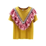 T-shirt in cotone con volant e cuciture in pizzo, maniche corte, leggero e arioso, perfetto per l'estate, un look femminile e confortevole. — foto 1