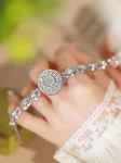 Relógio Feminino BS Retro Prata Pequeno com Pulseira Flip Antiga. Um Relógio Temperamental para Mulheres com Estilo e Sofisticação — foto 3