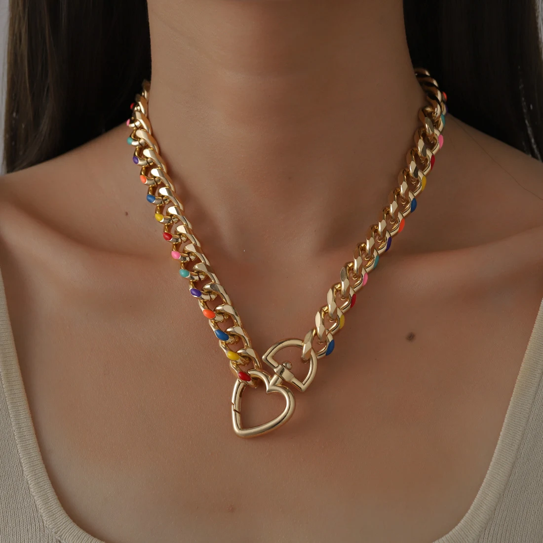 Pingente Fashion Love Lock, Corrente Arco-Íris com Gota de Óleo. Expresse seu amor com este colar vibrante e moderno, um símbolo colorido e único. — foto 5